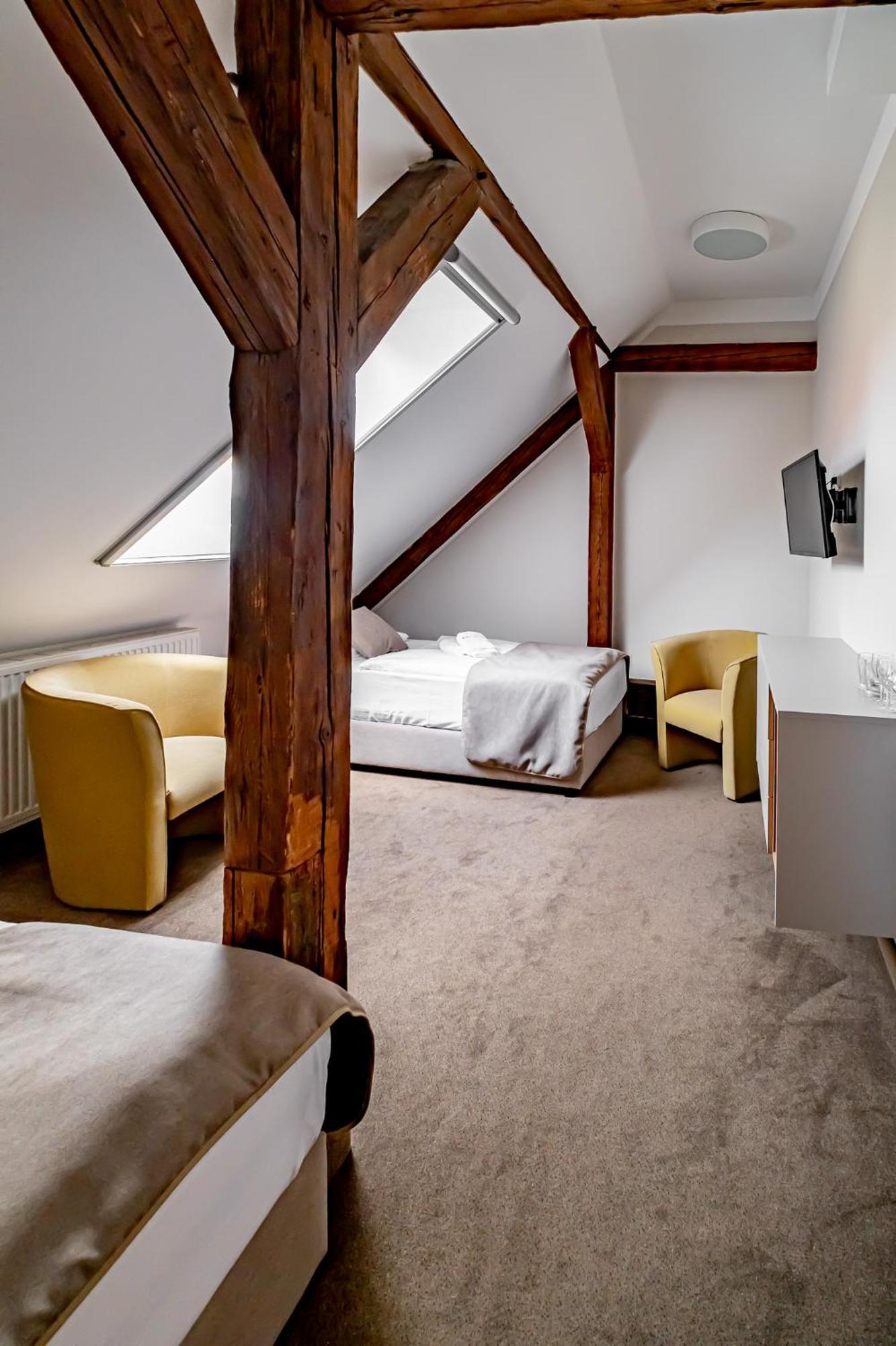 לדניצה Relax Hotel Stork מראה חיצוני תמונה