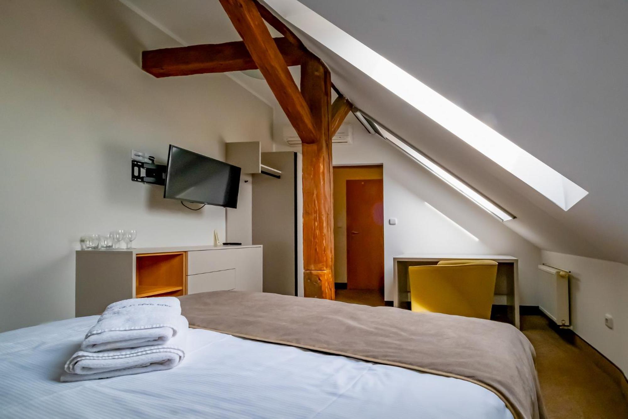לדניצה Relax Hotel Stork מראה חיצוני תמונה