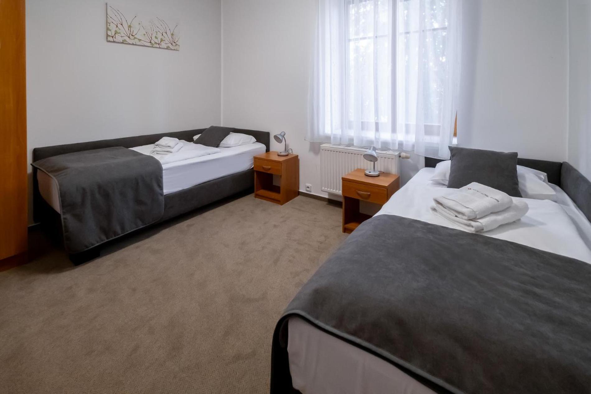 לדניצה Relax Hotel Stork מראה חיצוני תמונה