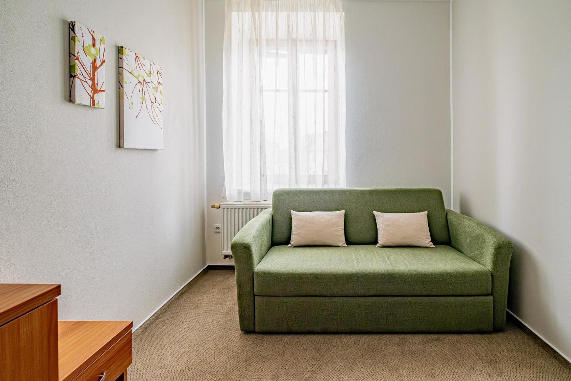 לדניצה Relax Hotel Stork מראה חיצוני תמונה