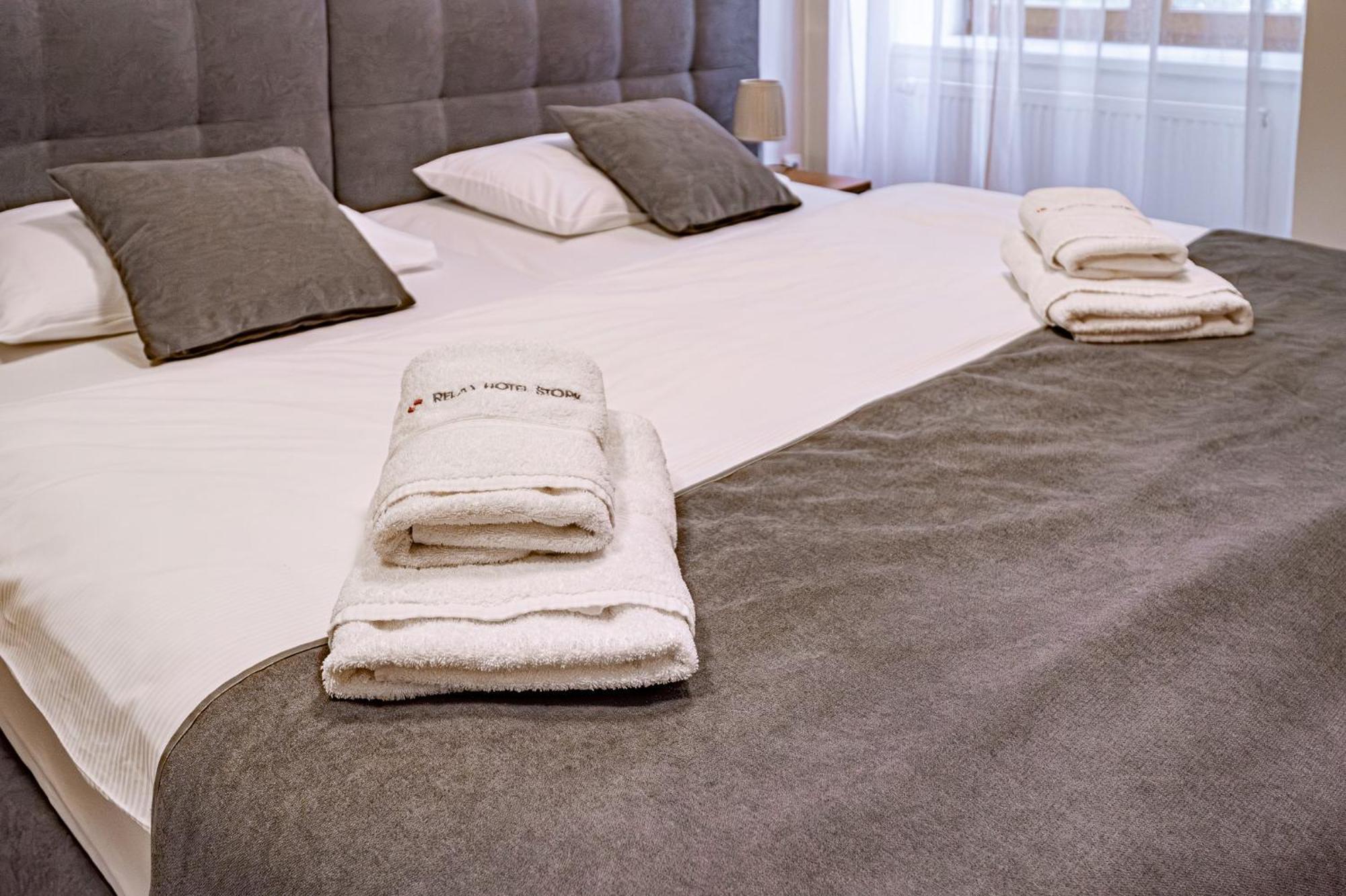 לדניצה Relax Hotel Stork מראה חיצוני תמונה